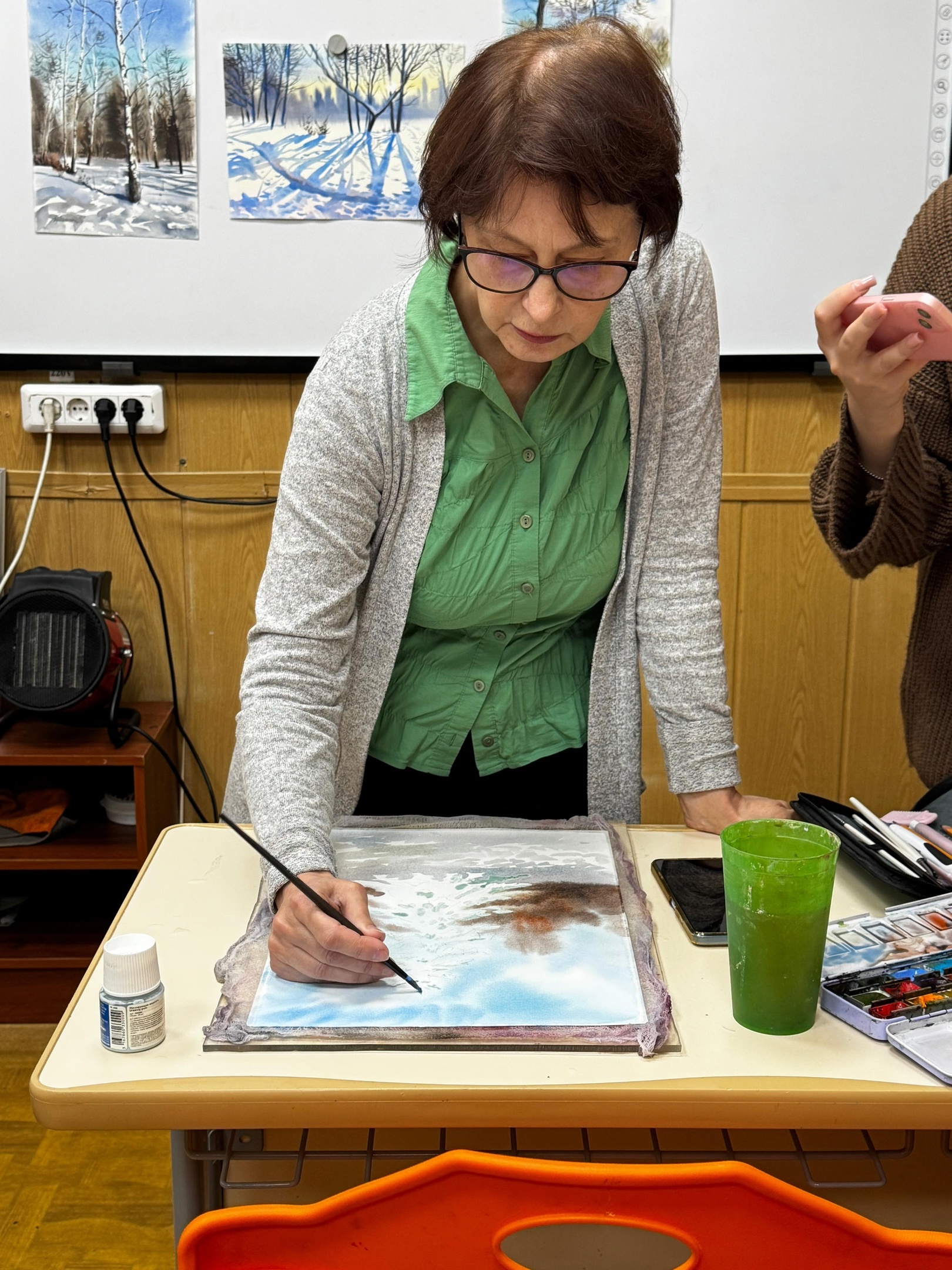 Коллеги делятся своим опытом работы в акварели.