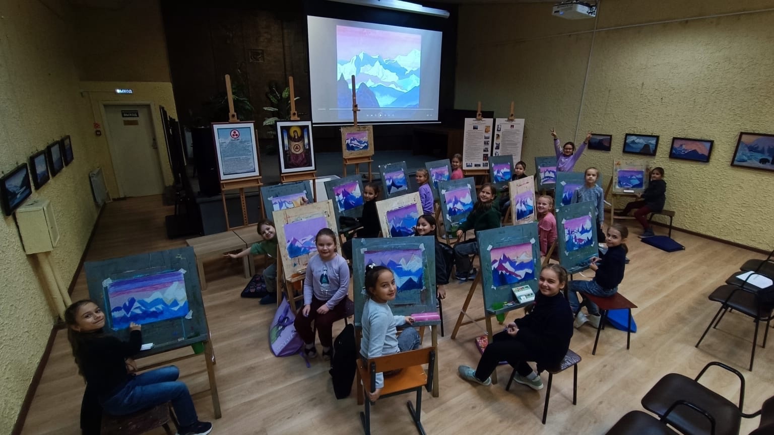 Рисуем горы как Николай Рерих