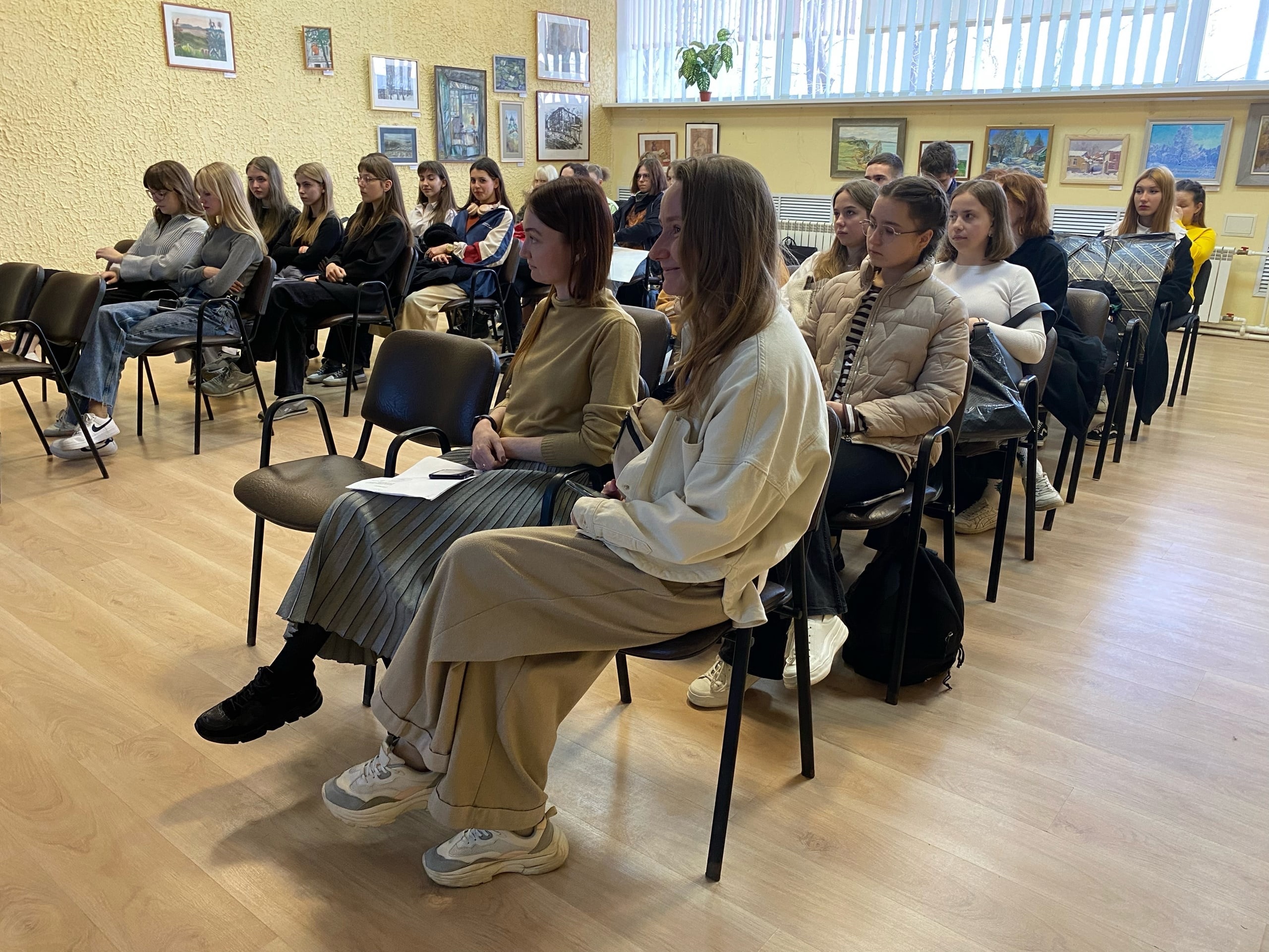 Скоро выпускные экзамены!