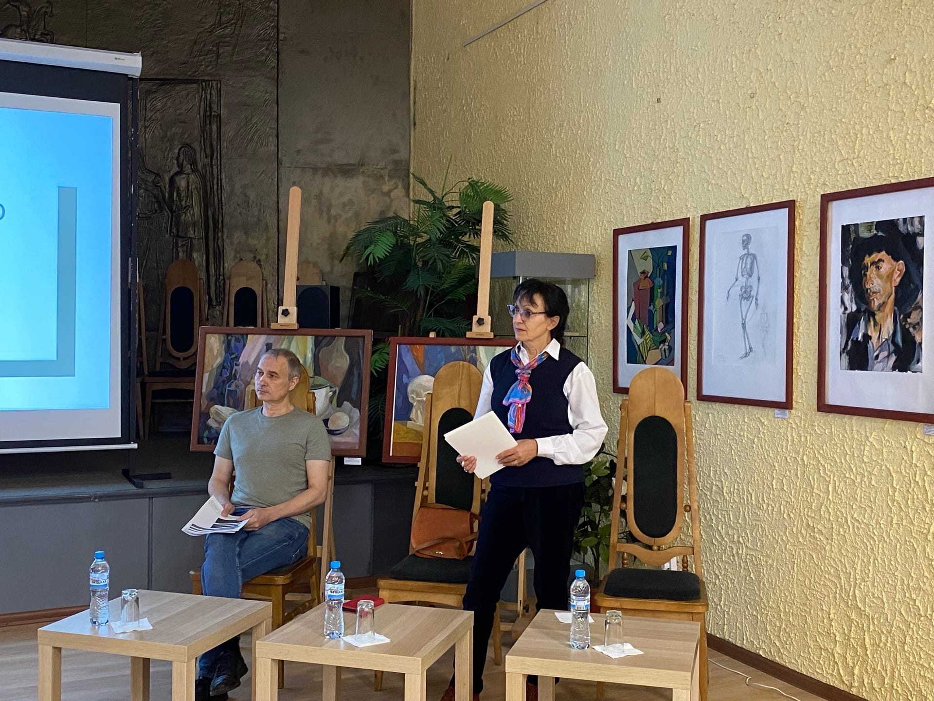 Преподаватели ДХШ и художественных отделений ДШИ города и области посетили лабораторию педагогического мастерства