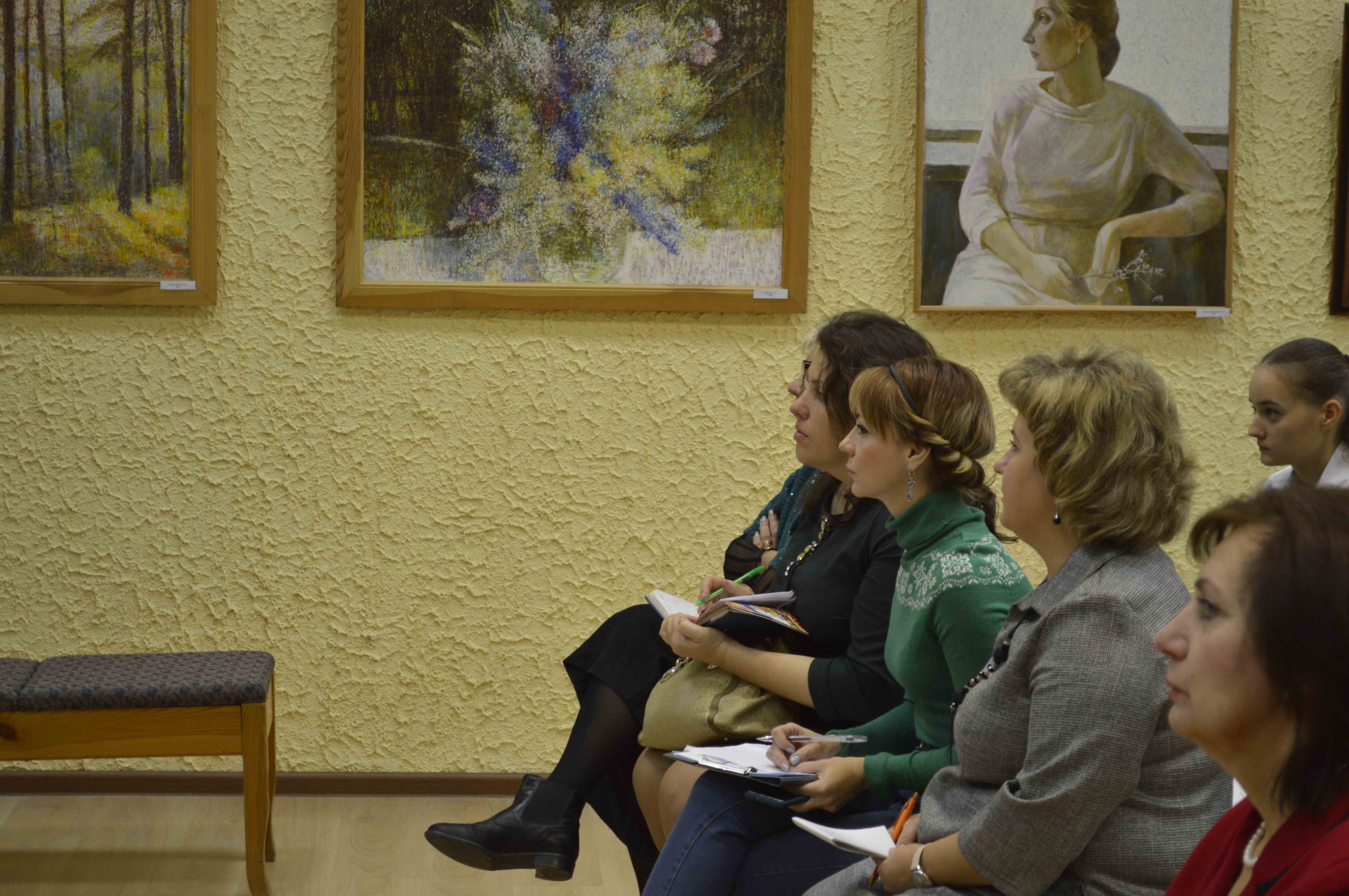 В ДХШ №2 им. В.И. Сурикова прошел заключительный этап городского конкурса профессионального мастерства 