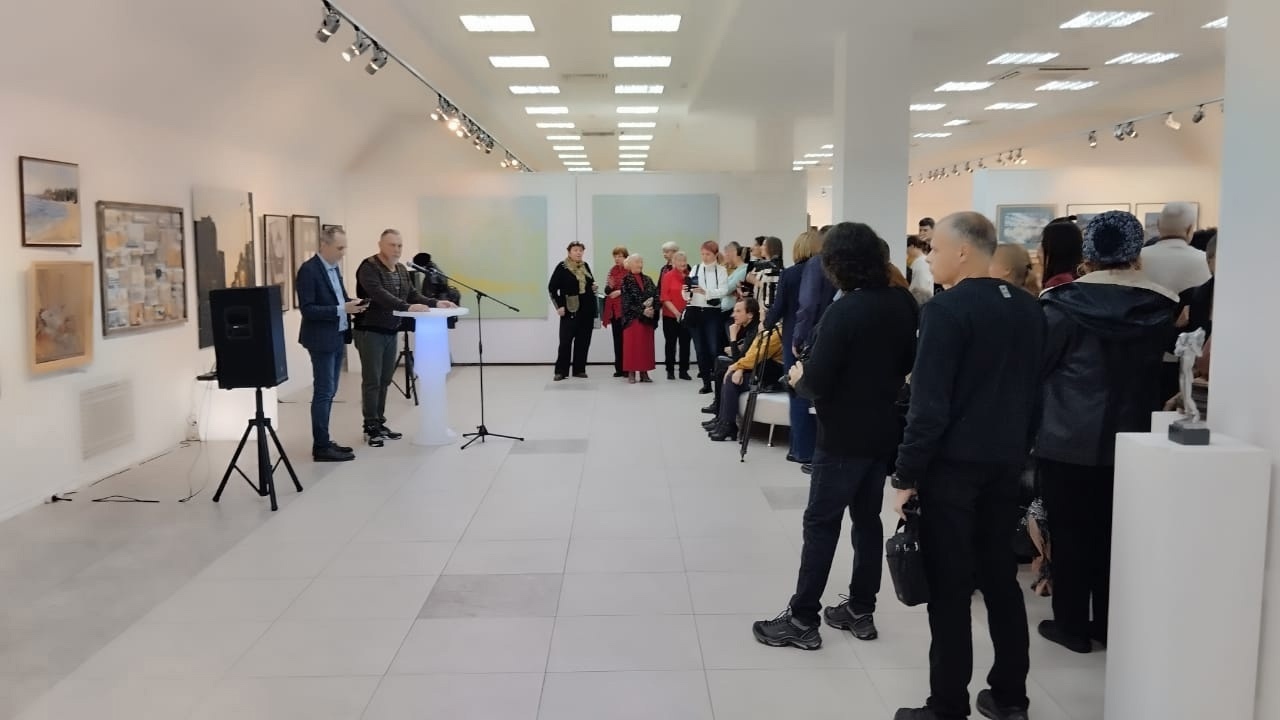 Открытие областной выставки, посвященной «Дню художника»