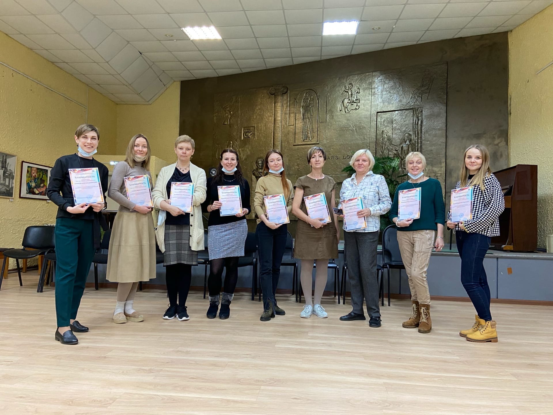 X Открытая городская выставка преподавателей ДХШ и ДШИ г. Липецка открылась в ДХШ №2 им. В.И. Сурикова