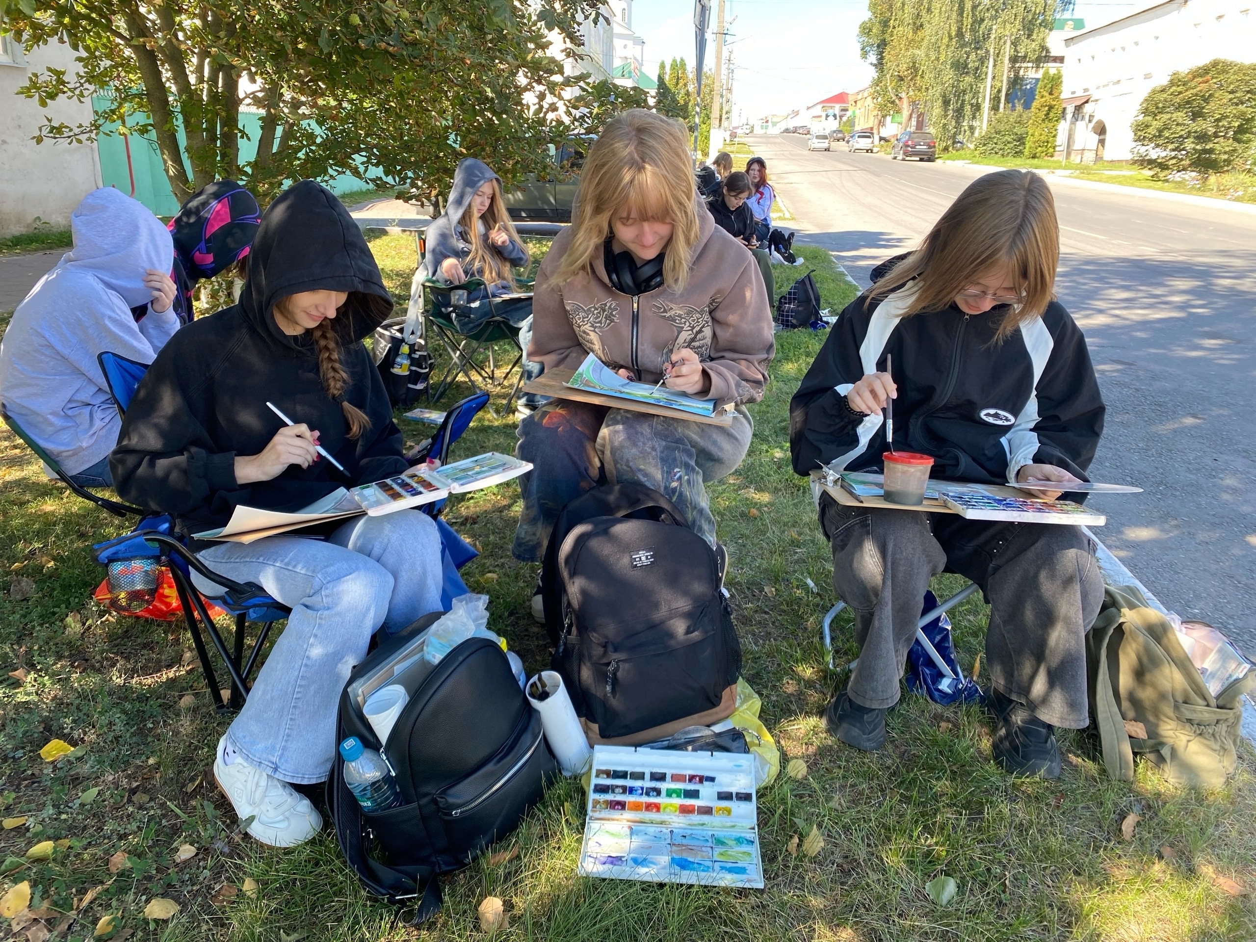 Пленэрная практика учащихся ДХШ им. В.И. Сурикова!