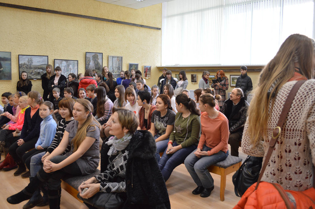 В ДХШ2 открылась выставка 